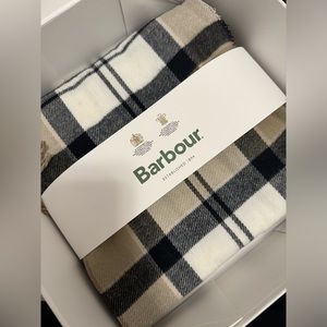 Barbour Dover scarf in Rosewood